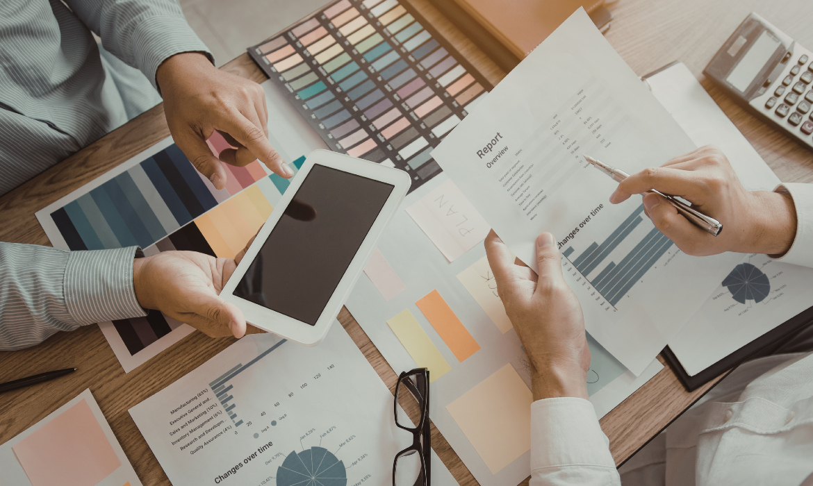 Marketing interno ou agência de marketing digital: o que realmente faz crescer um negócio?