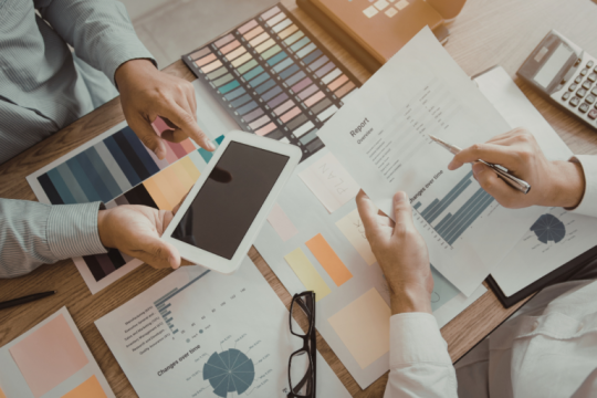 Marketing interno ou agência de marketing digital: o que realmente faz crescer um negócio?